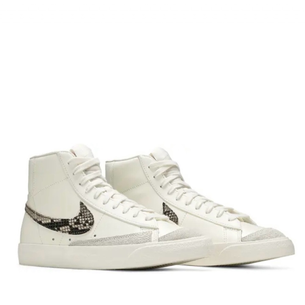 Nike Blazer Mid ‘77